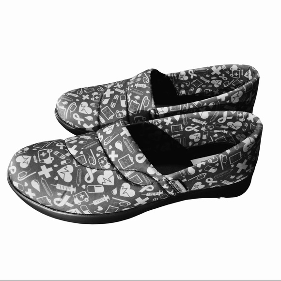 Boaonda Nursing Shoes - Picture 2 of 6